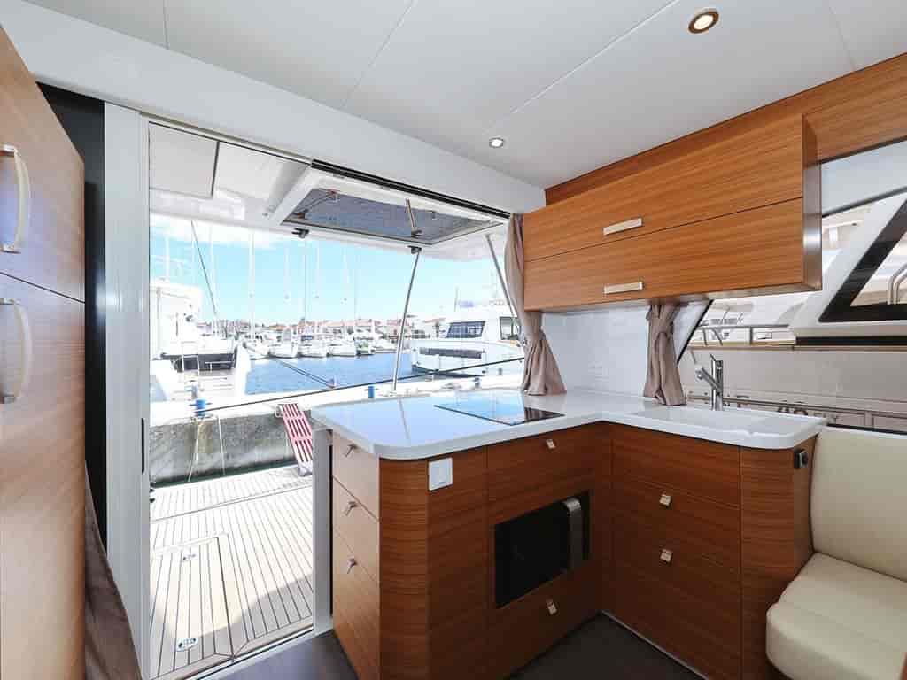 Boat picture 14