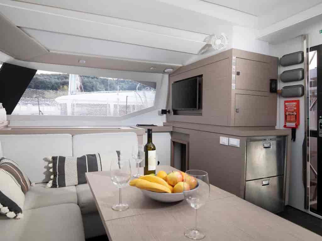 Boat picture 18