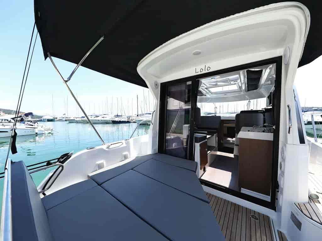 Boat picture 9