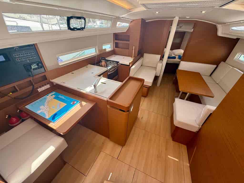 Boat picture 9