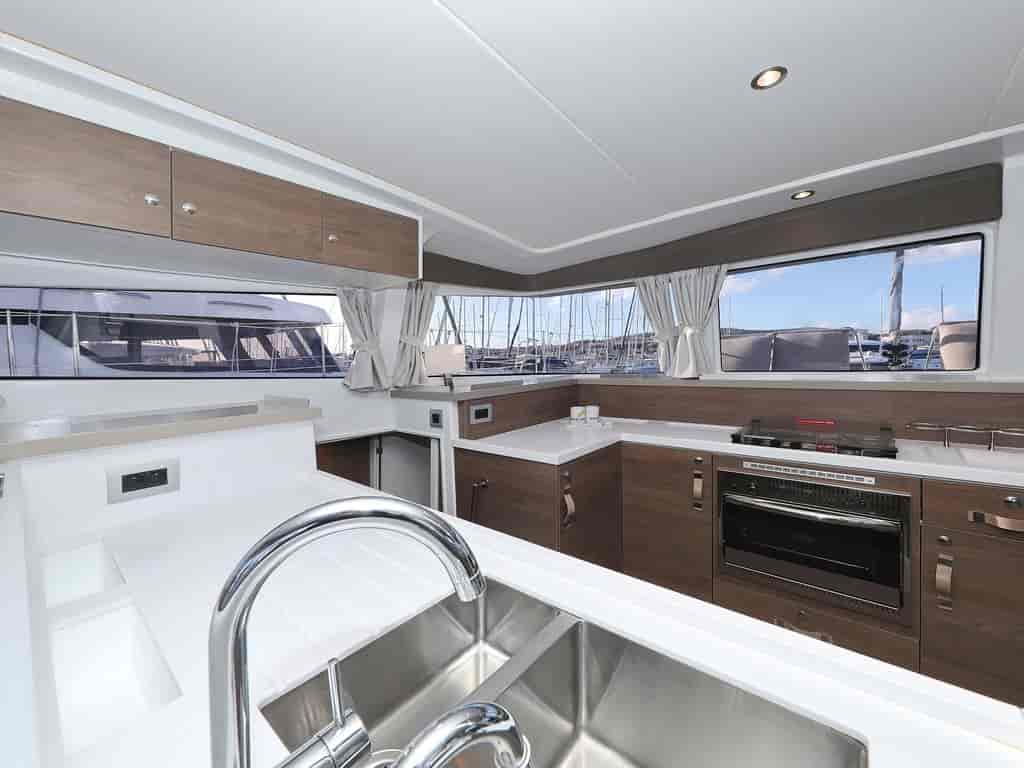 Boat picture 18