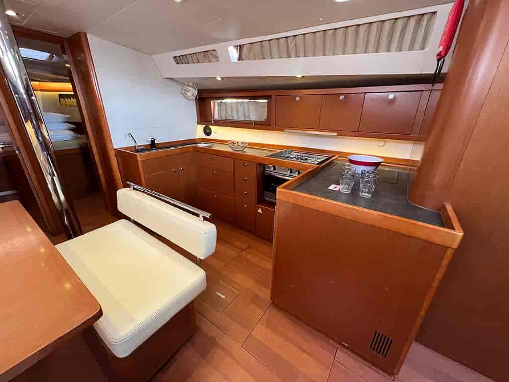 Boat picture 9