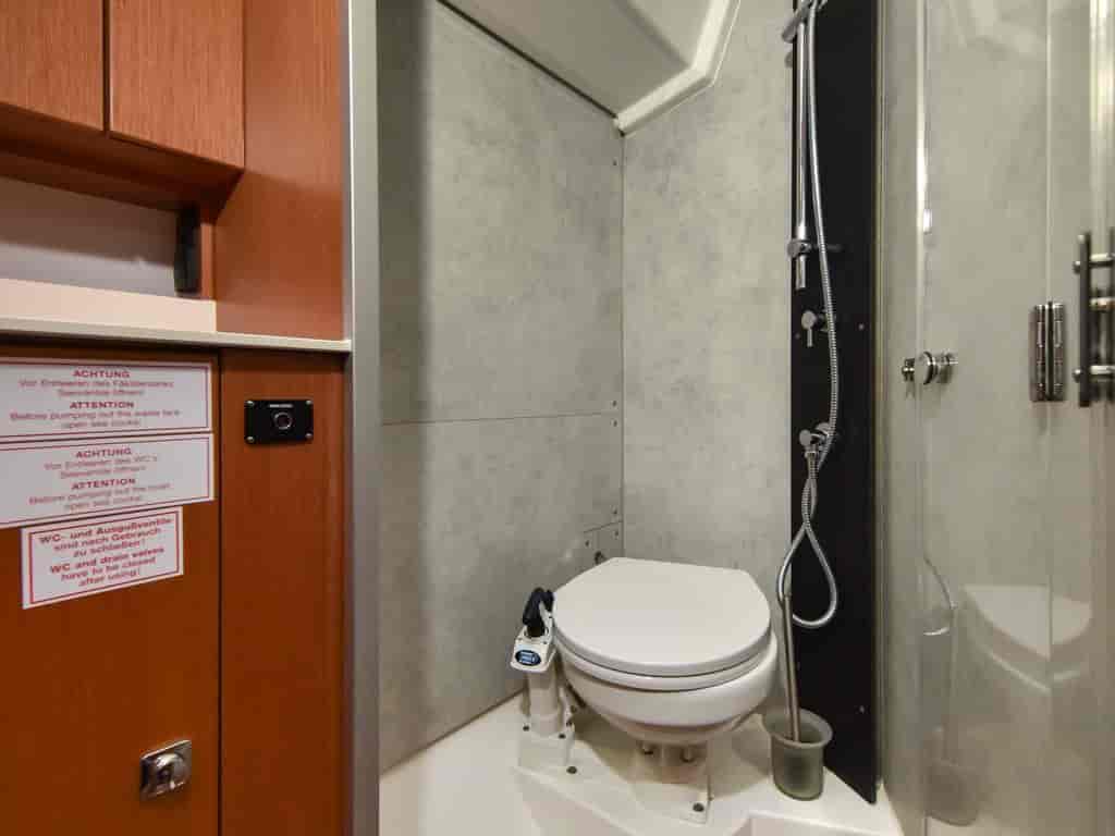 Boat picture 18