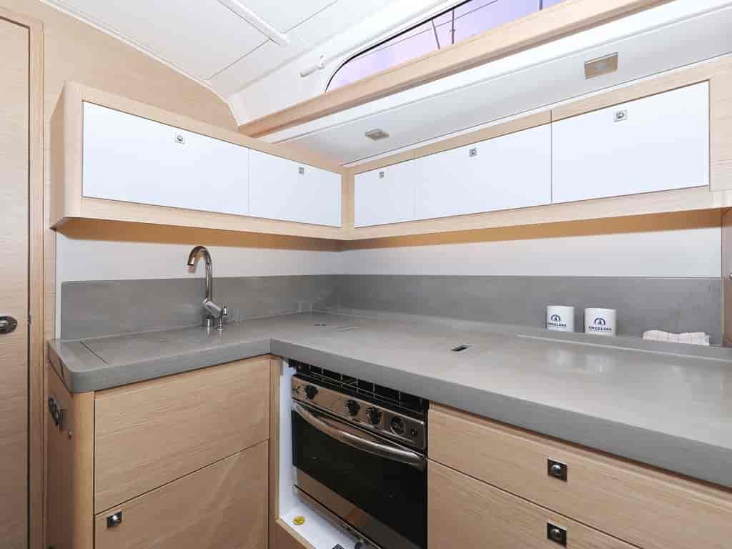 Boat picture 16