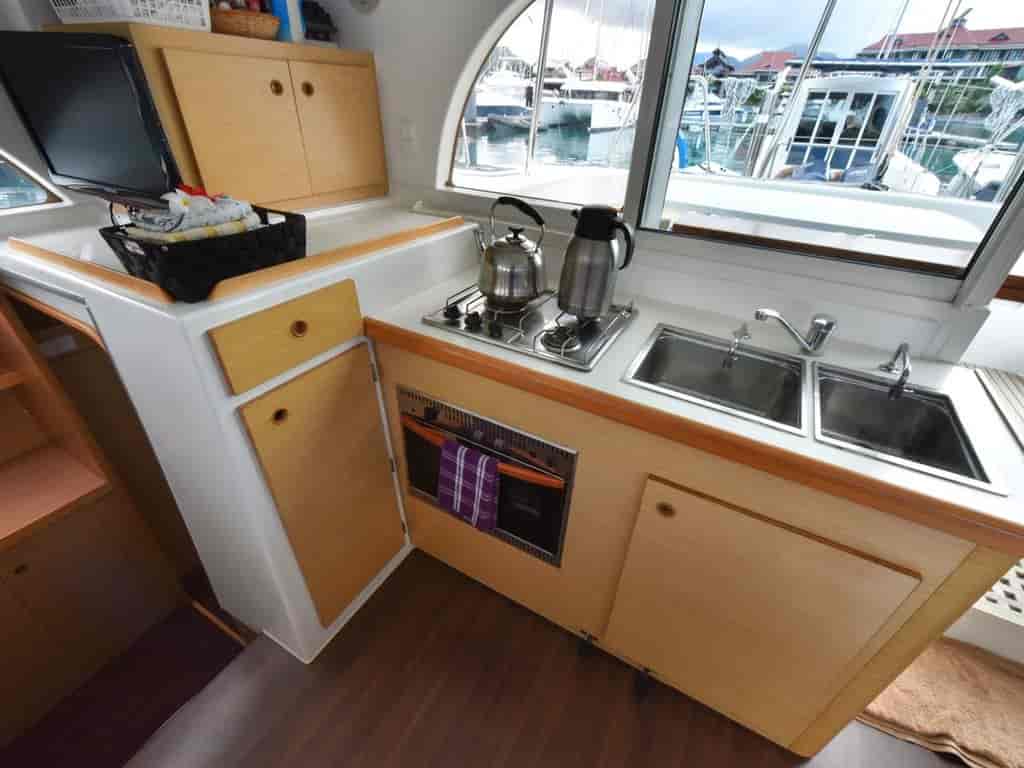 Boat picture 12