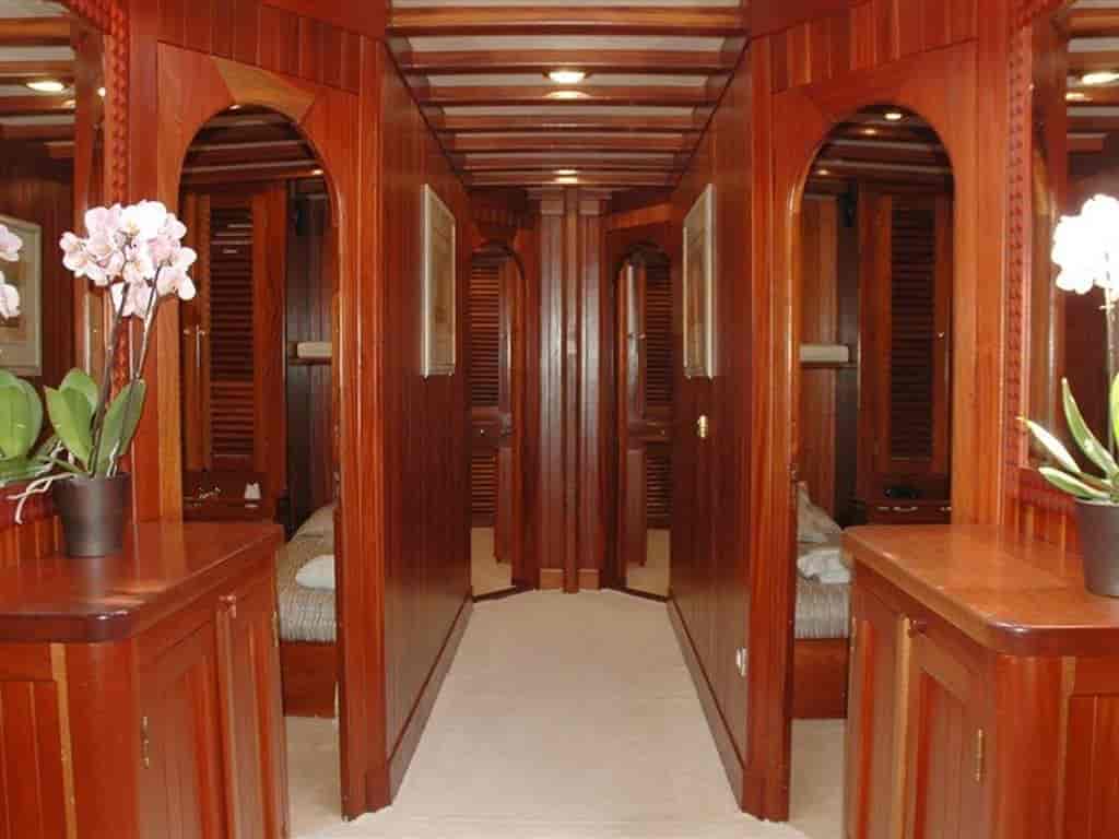 Boat picture 16
