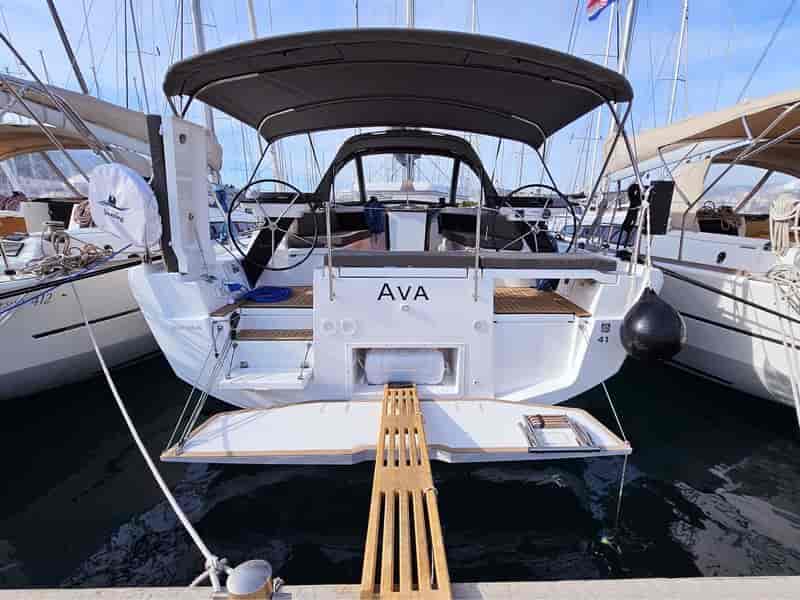Photo 1 of Ava (A/C & gen)