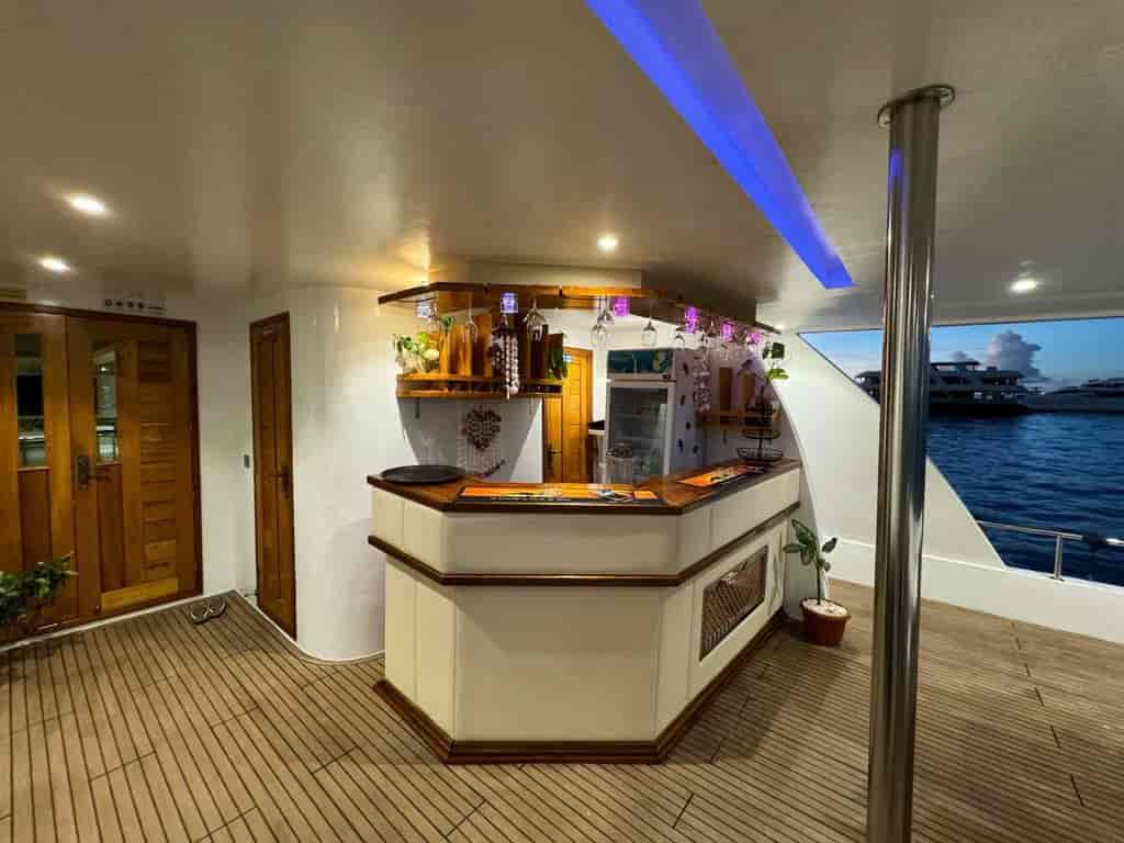Boat picture 16