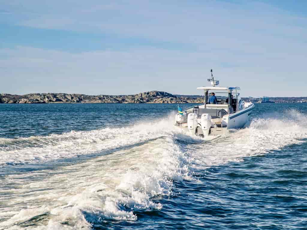 Boat picture 110