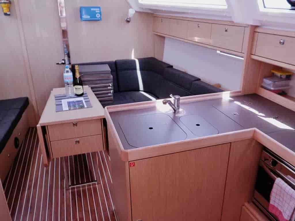 Boat picture 9