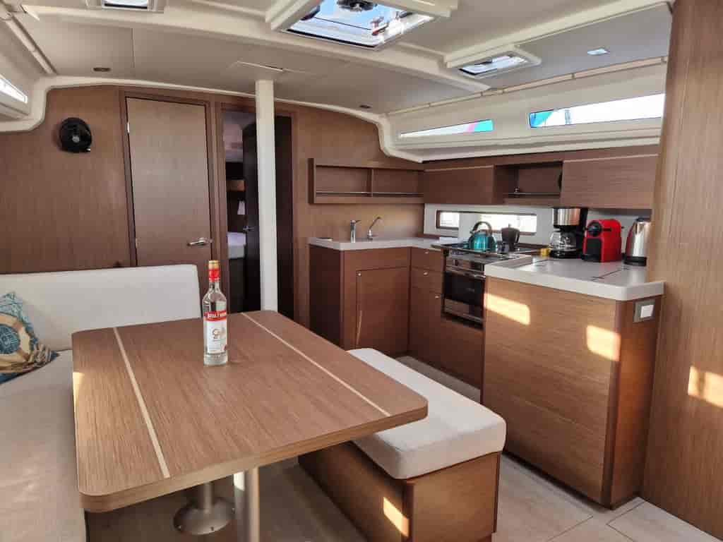 Boat picture 9