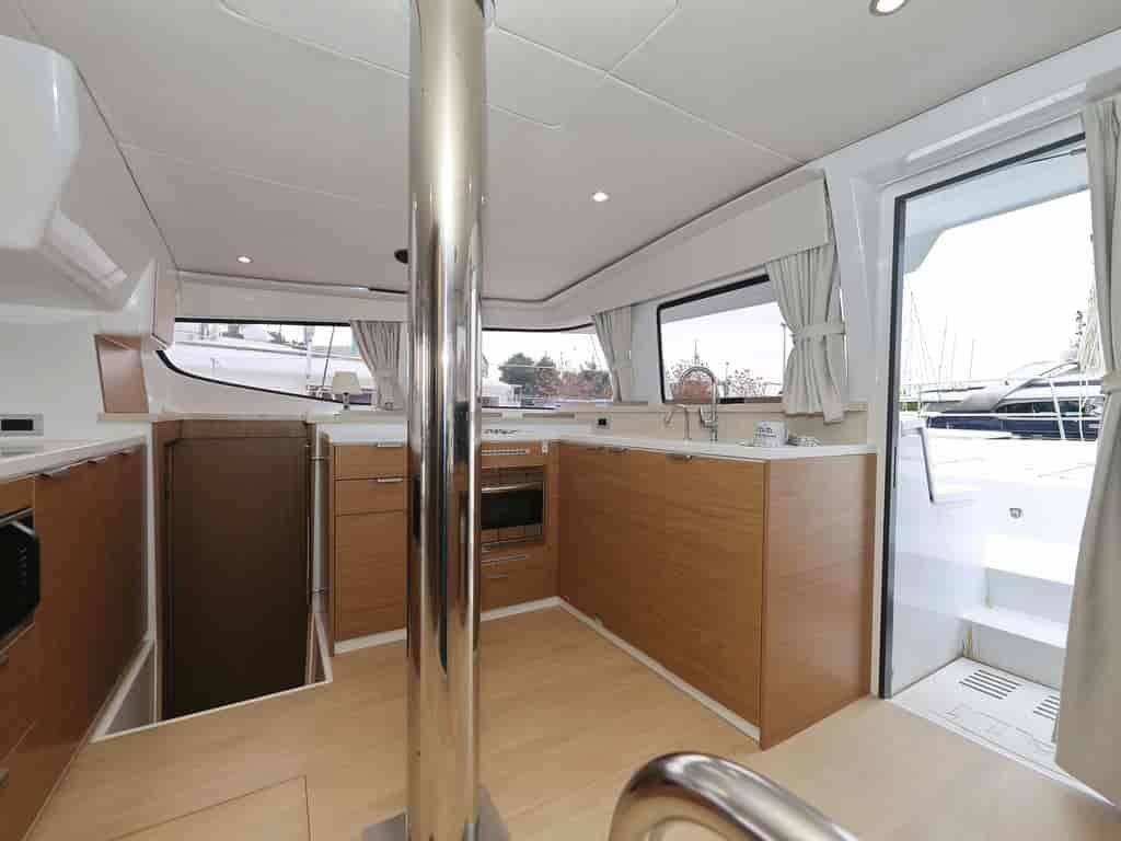 Boat picture 17