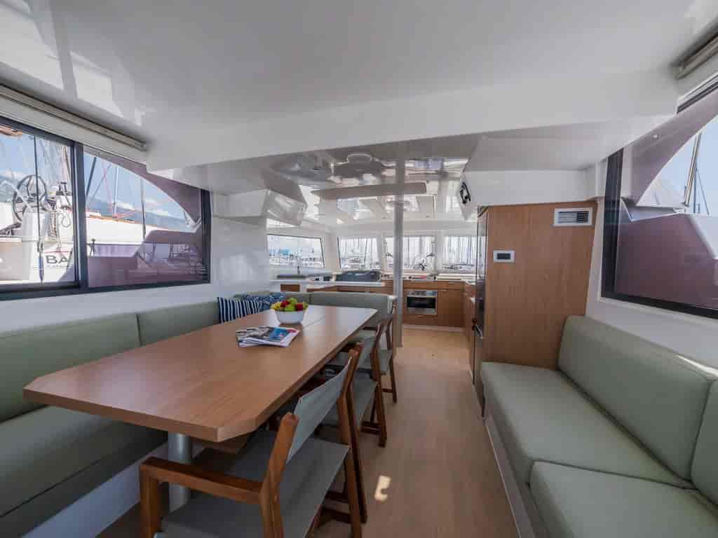 Boat picture 9