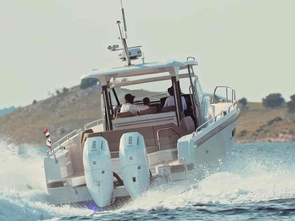 Boat picture 9