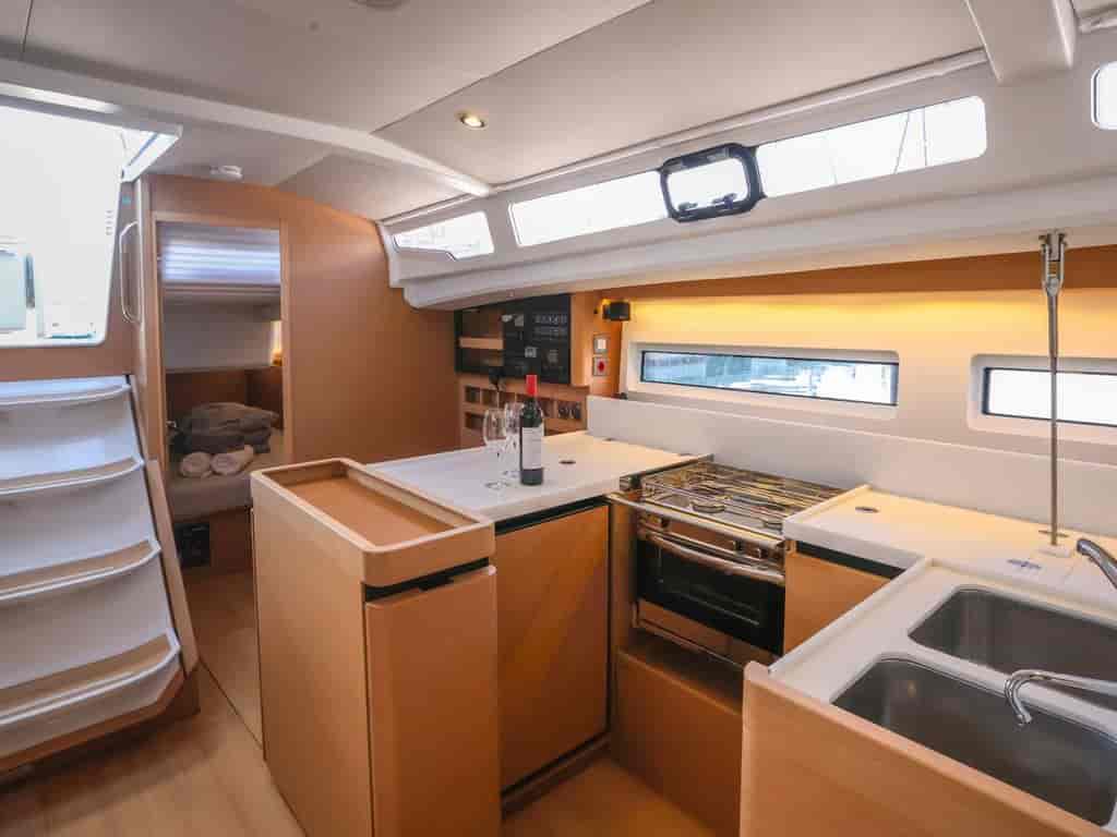 Boat picture 17