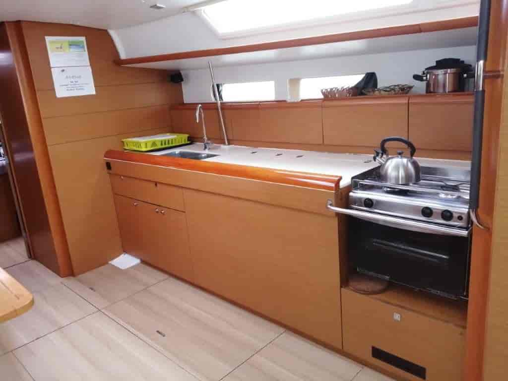 Boat picture 9