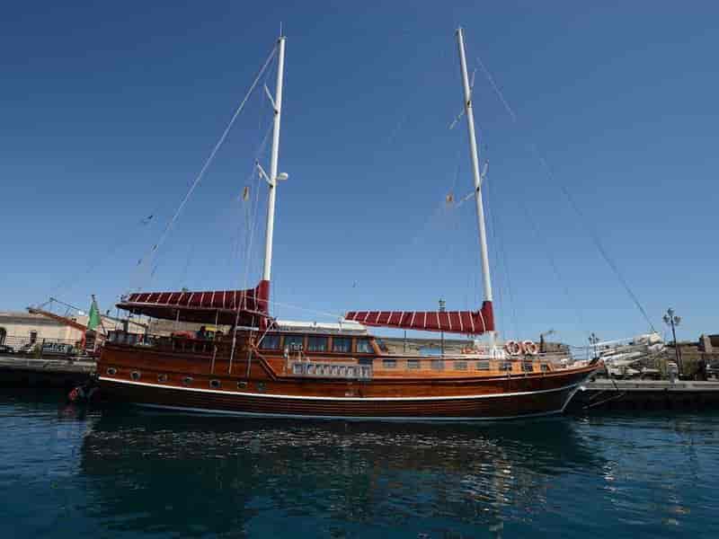 Boat picture 1