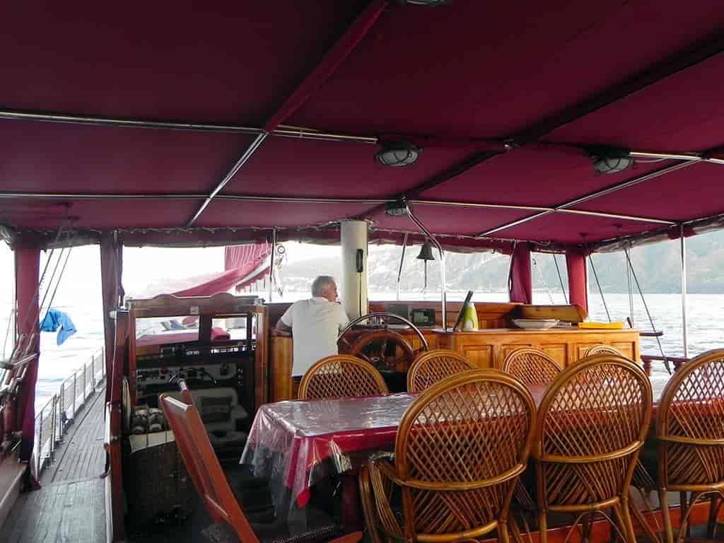 Boat picture 9