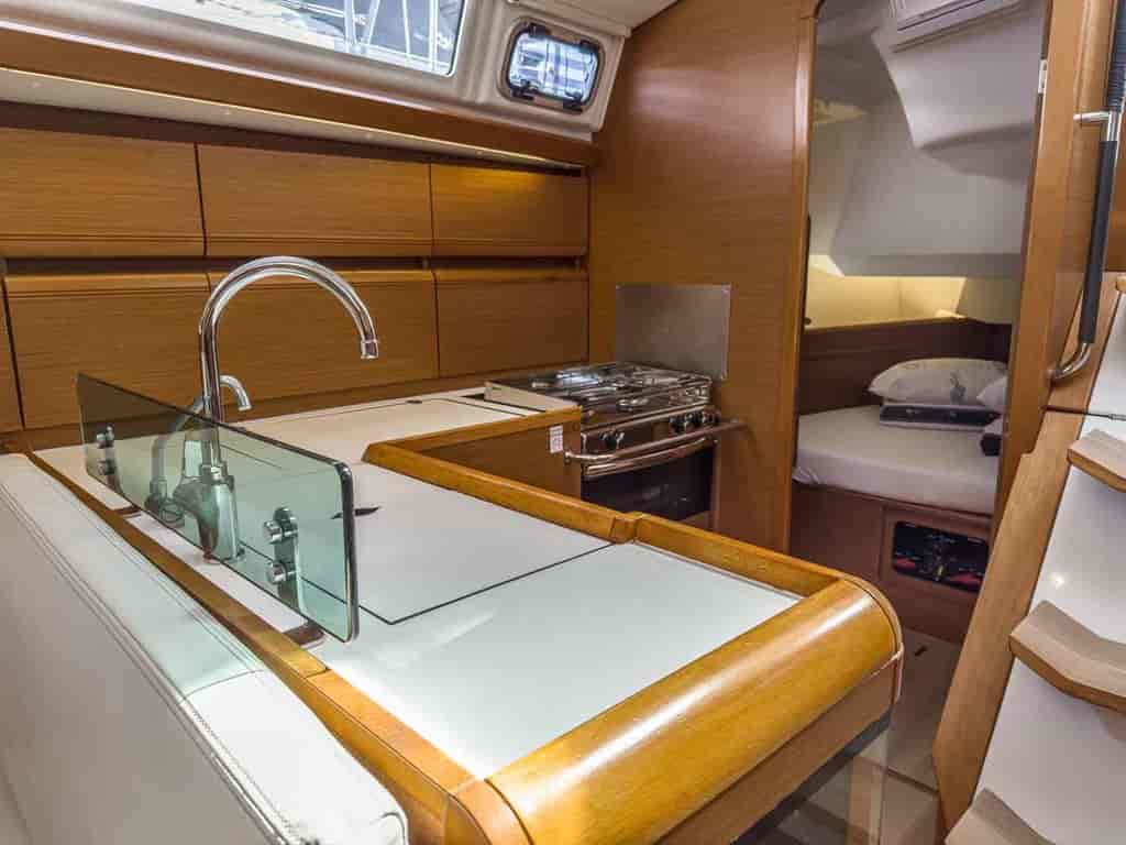 Boat picture 14