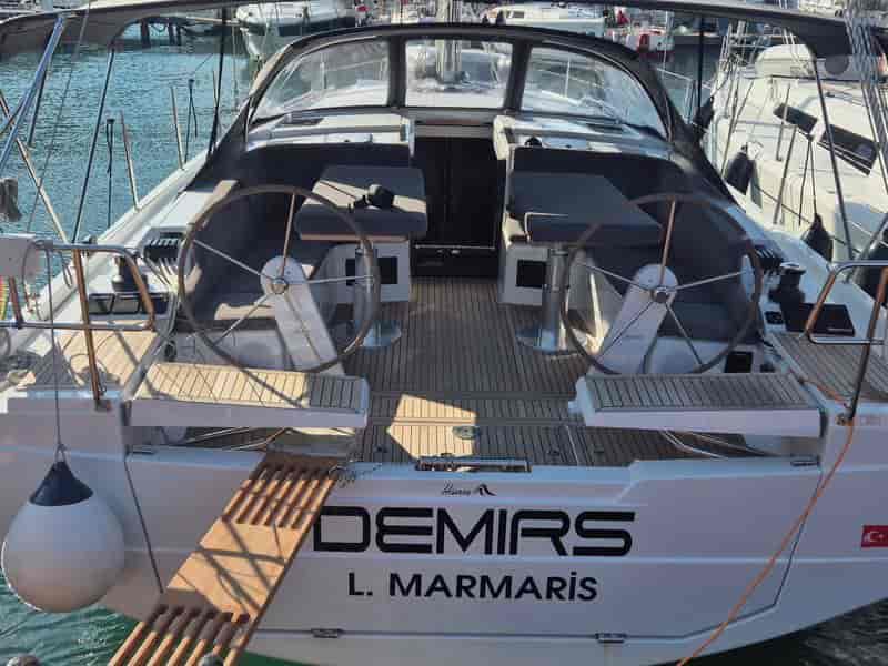 Photo of Demirs, image 1 of 5