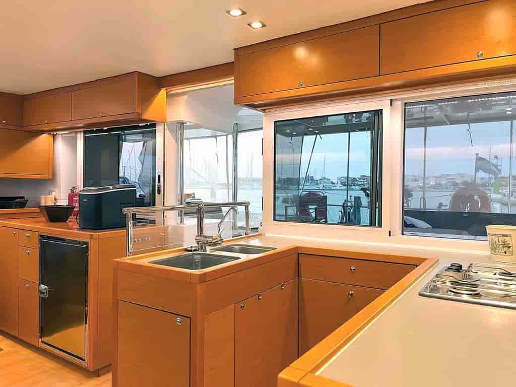Boat picture 17