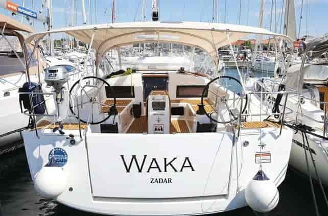 Photo of Waka, image 1 of 5