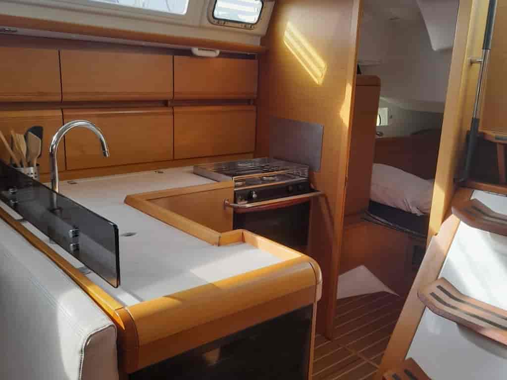 Boat picture 9