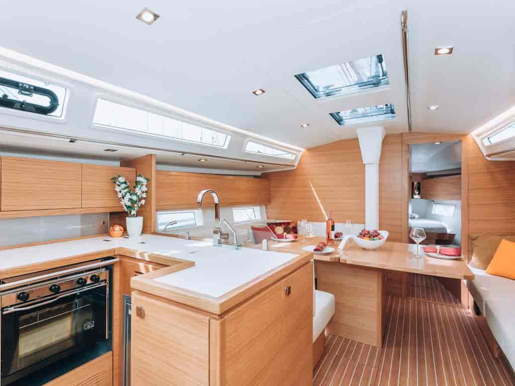 Boat picture 17