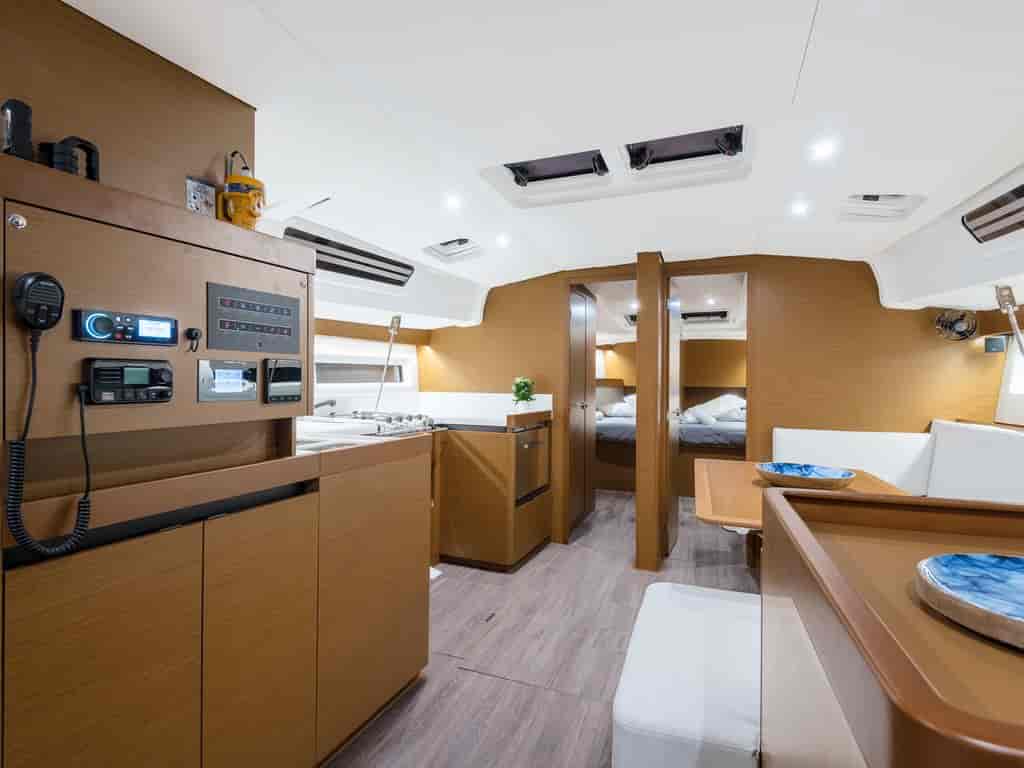 Boat picture 9