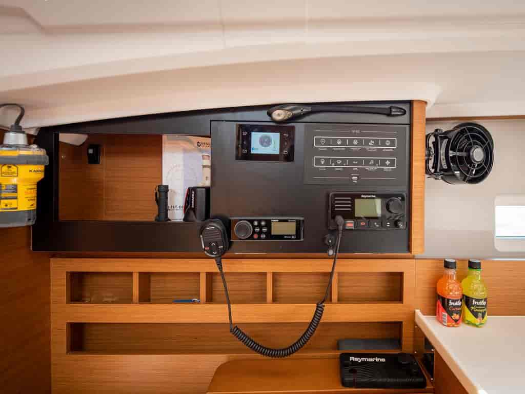 Boat picture 9