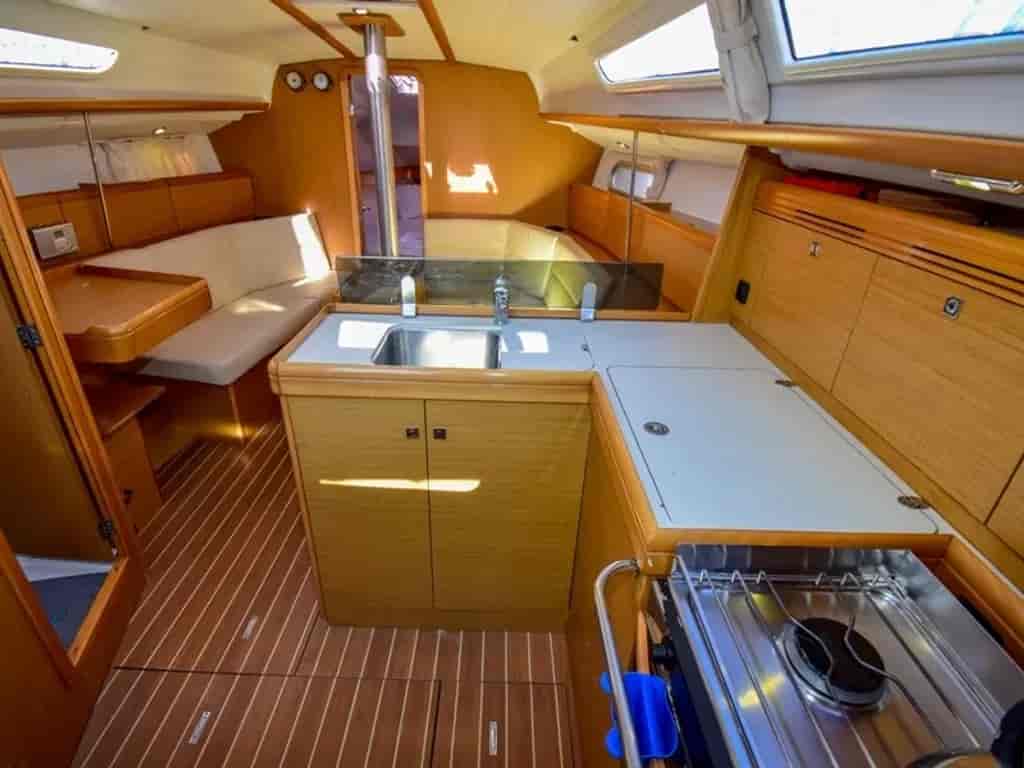 Boat picture 16