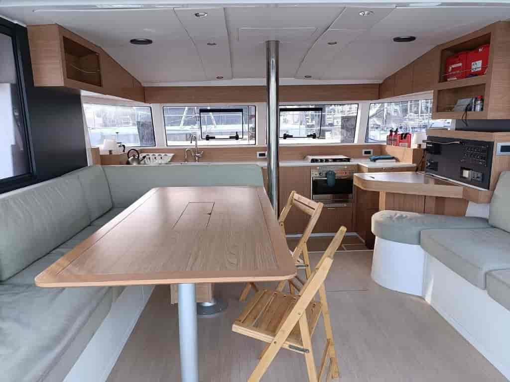 Boat picture 12