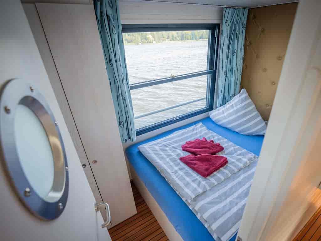 Boat picture 18