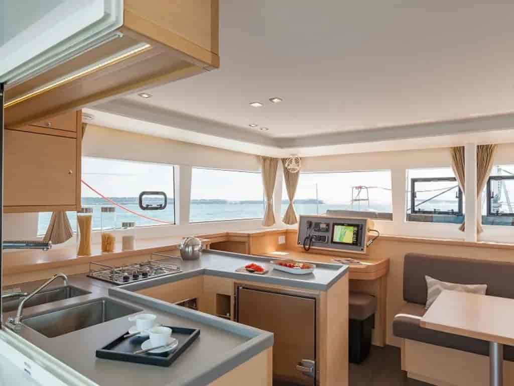 Boat picture 17