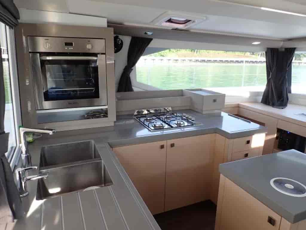 Boat picture 13