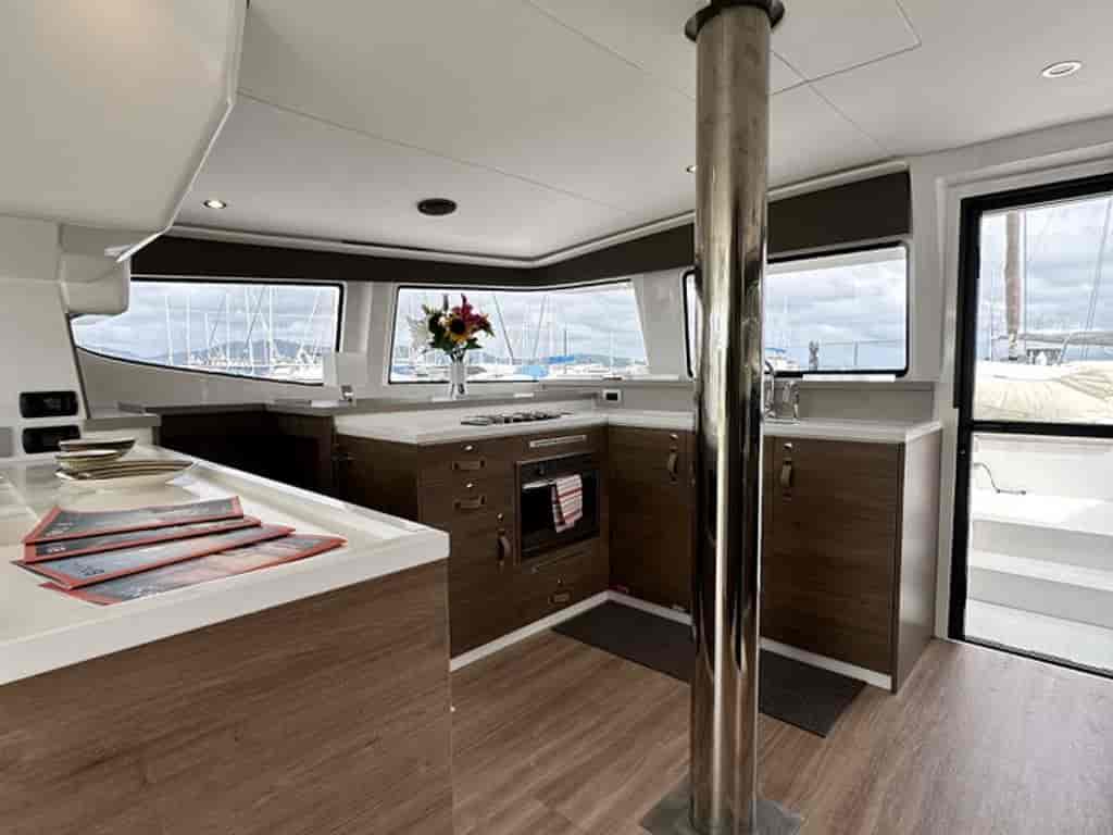 Boat picture 17