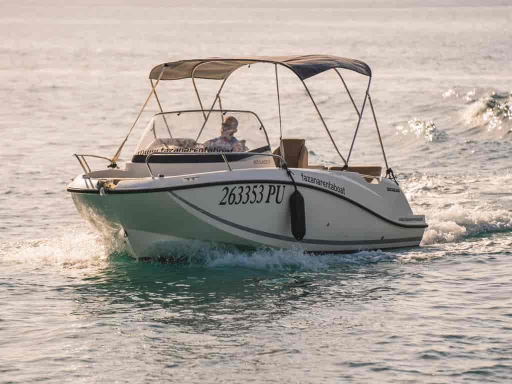 Boat picture 24