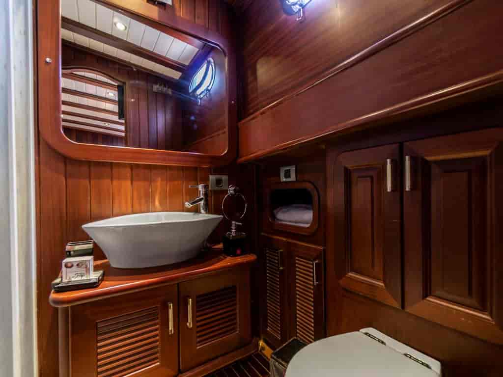 Boat picture 13