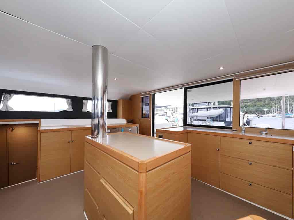 Boat picture 17
