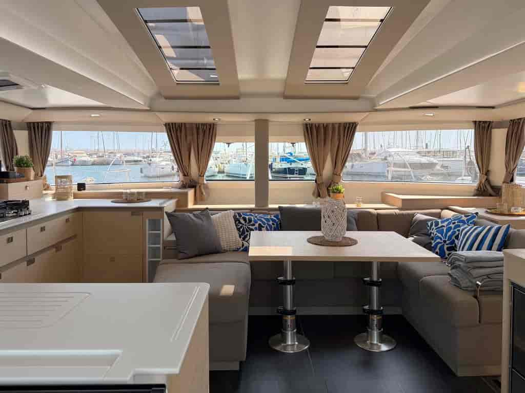 Boat picture 16