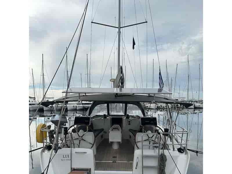 Photo of LUI, image 1 of 3