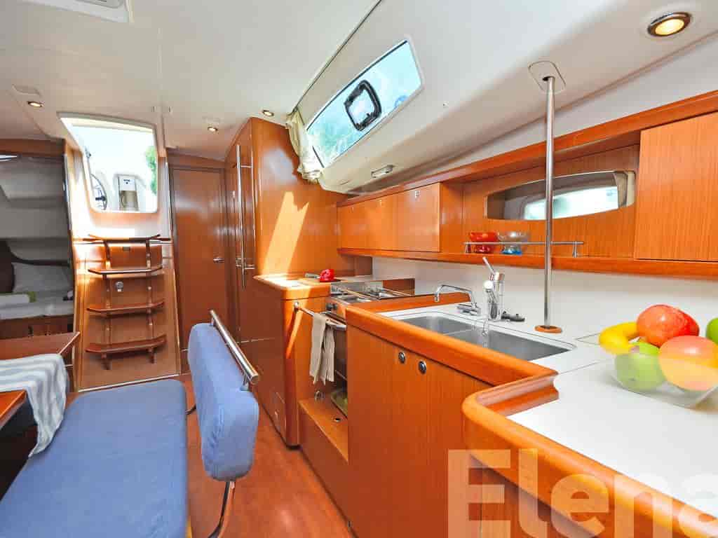 Boat picture 9