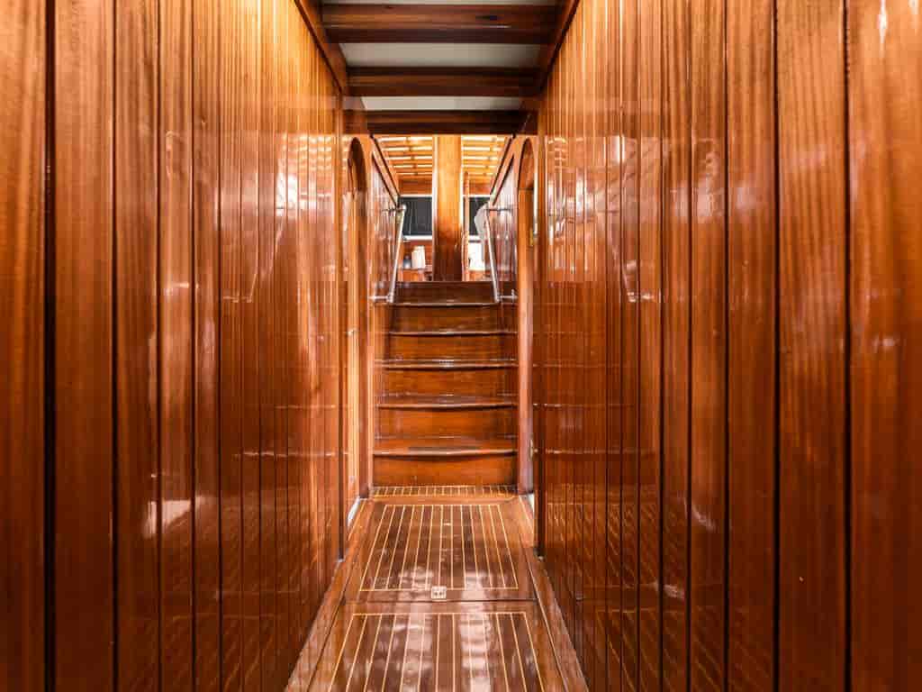 Boat picture 9