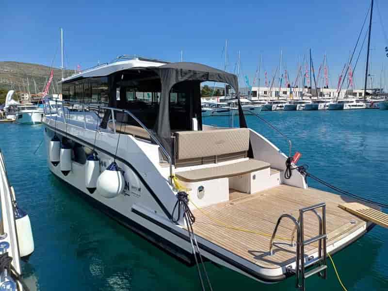 Boat picture 1