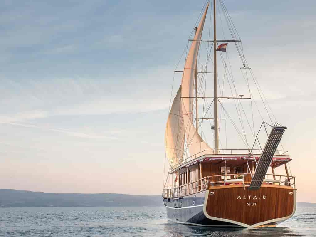 Photo 5 of Altair