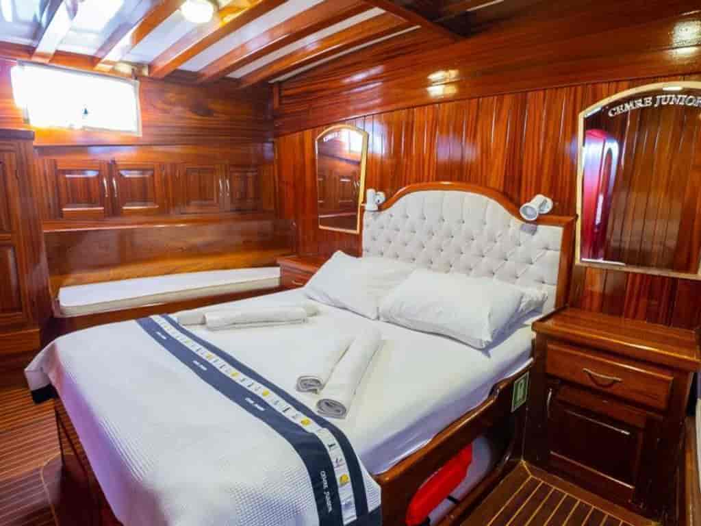Boat picture 27