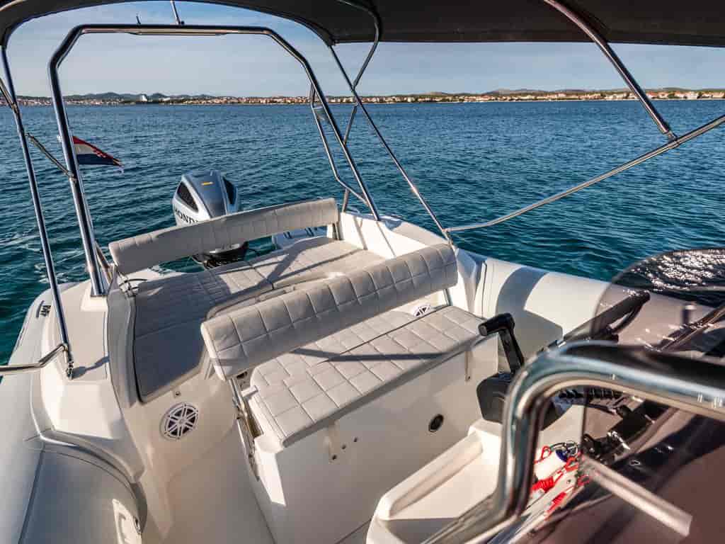 Boat picture 7