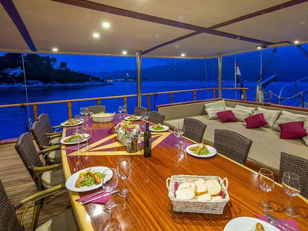 Boat picture 7