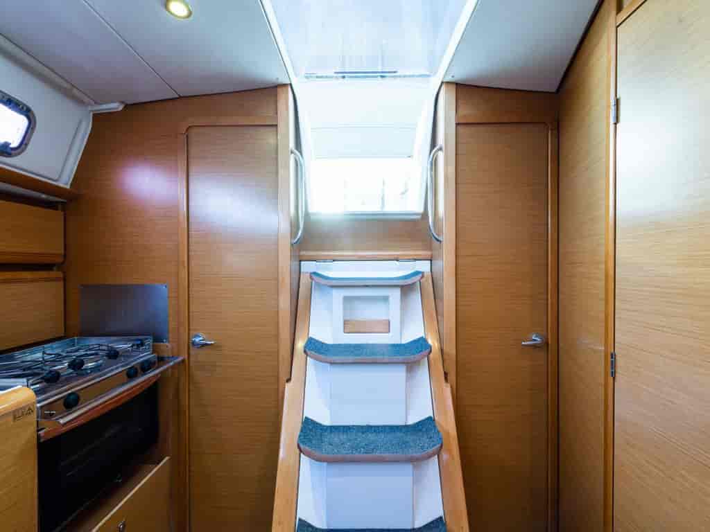 Boat picture 9
