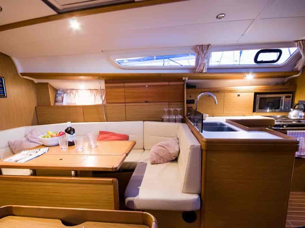 Boat picture 13
